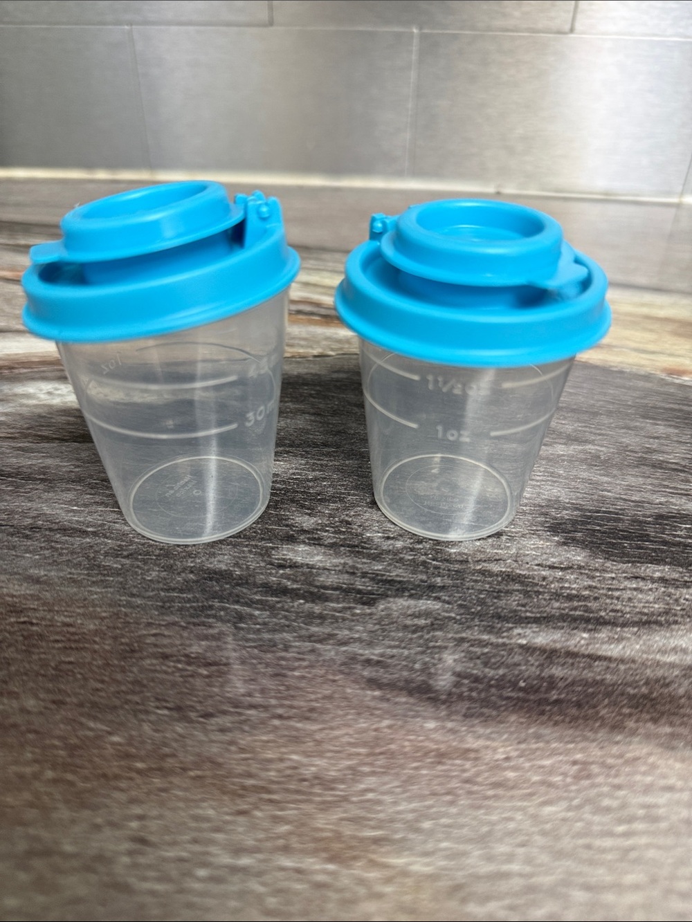 Tupperware Mini Shackers